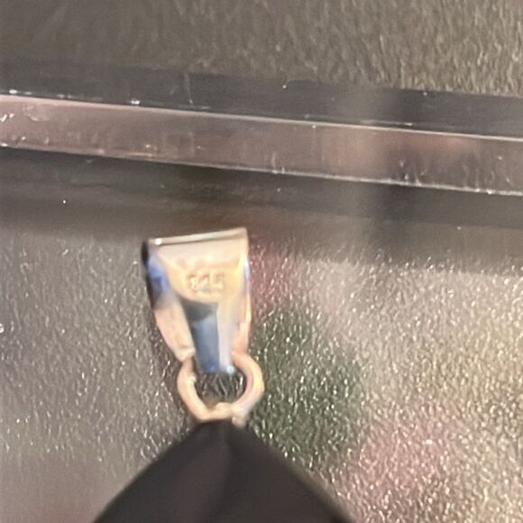 Triangle abalone shell pendant with sterling silver accents. - Picture 4 of 7